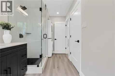 71 Blucher Street Kitchener ON N2H 5T9