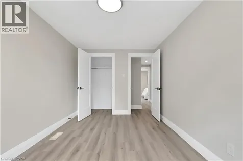71 Blucher Street Kitchener ON N2H 5T9