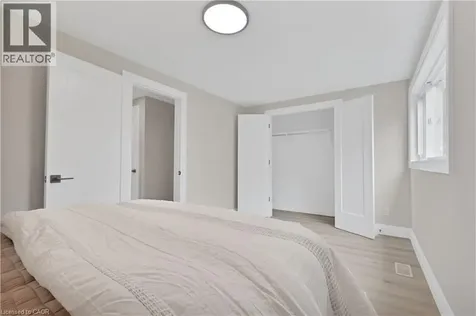 71 Blucher Street Kitchener ON N2H 5T9
