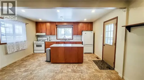 11 Duncairn Avenue Kitchener ON N2M 4S5