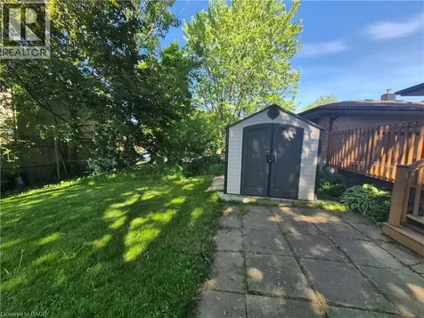 11 Duncairn Avenue Kitchener ON N2M 4S5