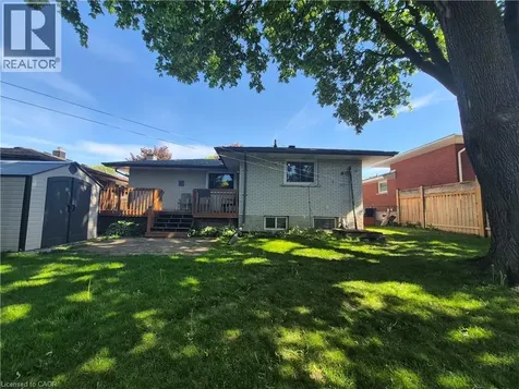 11 Duncairn Avenue Kitchener ON N2M 4S5