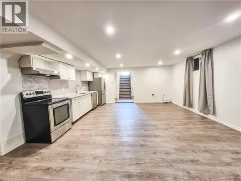 11 Duncairn Avenue Kitchener ON N2M 4S5