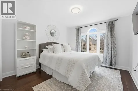 28 Deerview Avenue Ancaster ON L9G 4R8