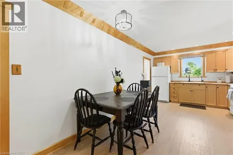 60 Scrimger Avenue Cambridge ON N1R 4W1