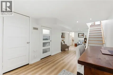 60 Scrimger Avenue Cambridge ON N1R 4W1