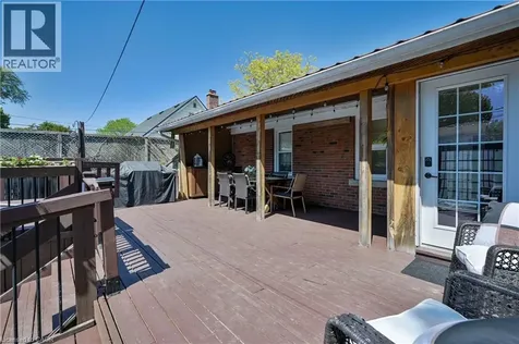 60 Scrimger Avenue Cambridge ON N1R 4W1