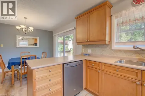 251 Union Street East Waterloo ON N2J 1E3