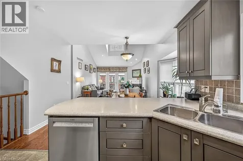 1041 Pine Street Dunnville ON N1A 2N1