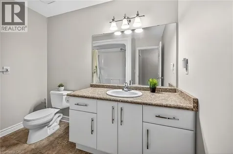 1041 Pine Street Dunnville ON N1A 2N1