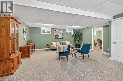 1041 Pine Street Dunnville ON N1A 2N1