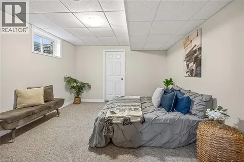 1041 Pine Street Dunnville ON N1A 2N1