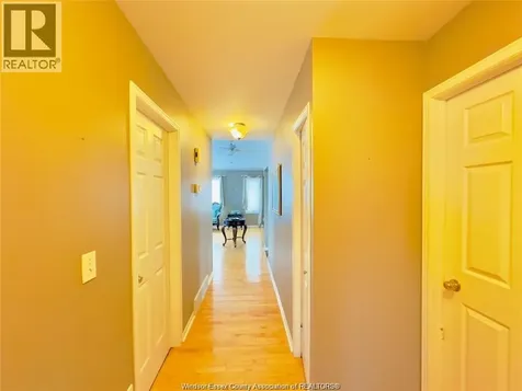 1655 Birchwood Crescent Lakeshore ON N8L 1E3