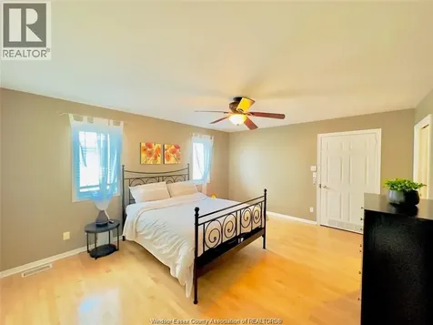 1655 Birchwood Crescent Lakeshore ON N8L 1E3