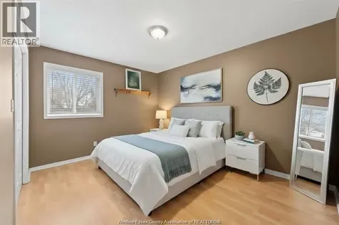 1655 Birchwood Crescent Lakeshore ON N8L 1E3