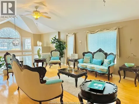 1655 Birchwood Crescent Lakeshore ON N8L 1E3