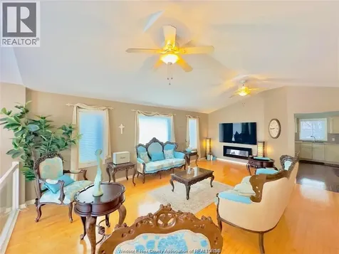 1655 Birchwood Crescent Lakeshore ON N8L 1E3