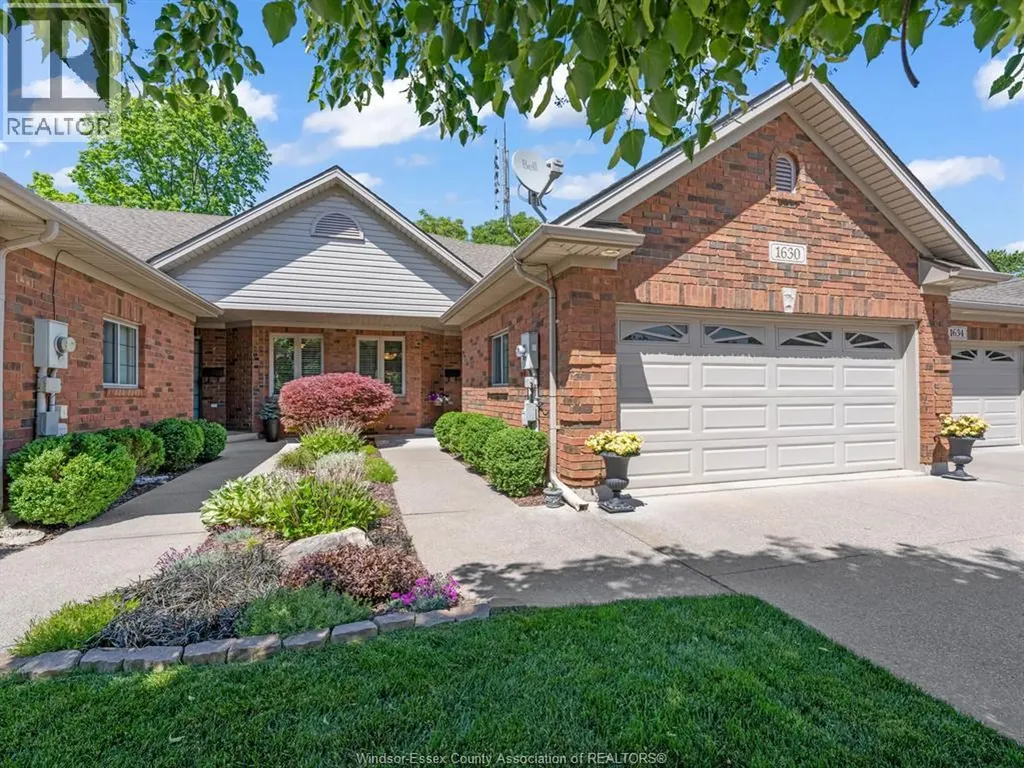 1630 Naples Crescent Lasalle ON N9J 3Y9
