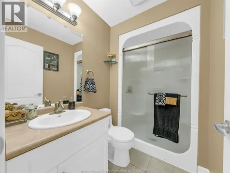 1630 Naples Crescent Lasalle ON N9J 3Y9