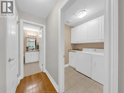 1630 Naples Crescent Lasalle ON N9J 3Y9