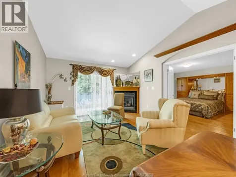 1630 Naples Crescent Lasalle ON N9J 3Y9