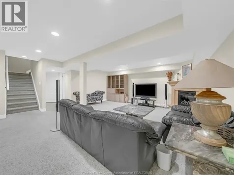 1630 Naples Crescent Lasalle ON N9J 3Y9