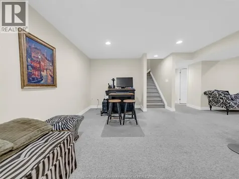 1630 Naples Crescent Lasalle ON N9J 3Y9
