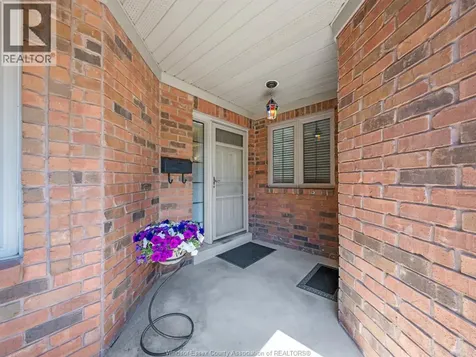 1630 Naples Crescent Lasalle ON N9J 3Y9