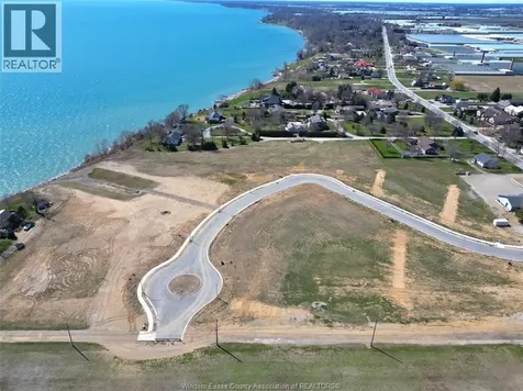 15 Vista Isle Avenue Leamington ON N8H 4C9
