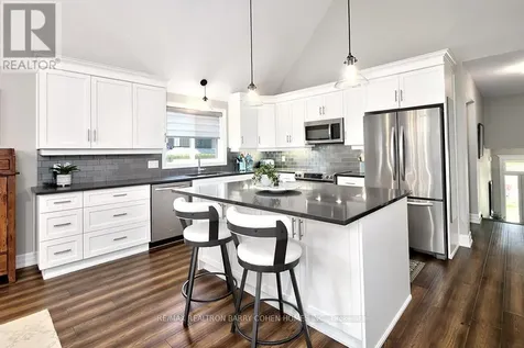 30 Mair Mills Drive Collingwood ON L9Y 0A7