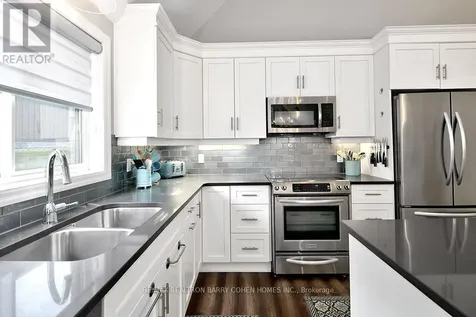 30 Mair Mills Drive Collingwood ON L9Y 0A7