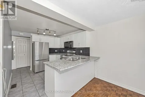 392 Garden Glen Private Ottawa ON K2G 1E4