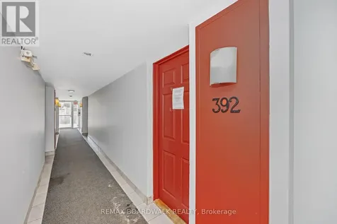392 Garden Glen Private Ottawa ON K2G 1E4