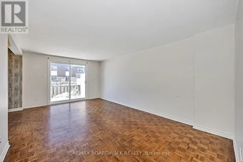 392 Garden Glen Private Ottawa ON K2G 1E4