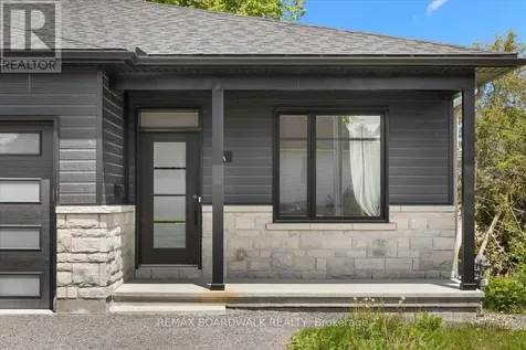 888 Chapman Street Clarence-rockland ON K4K 1E5