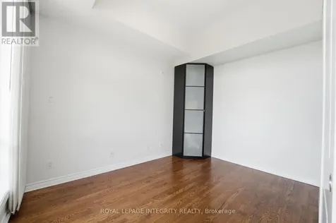 682 Churchill Avenue North Ottawa ON K1Z 5G5