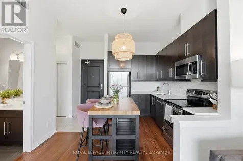 682 Churchill Avenue North Ottawa ON K1Z 5G5