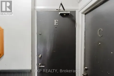 514 Lyon Street North Ottawa ON K1R 5X9