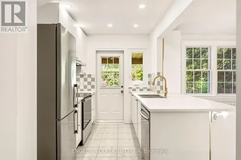 392 Piccadilly Avenue North Ottawa ON K1Y 0H4