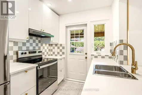 392 Piccadilly Avenue North Ottawa ON K1Y 0H4
