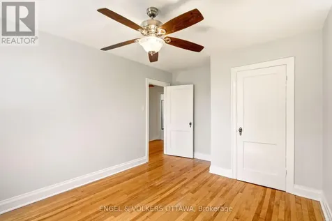 392 Piccadilly Avenue North Ottawa ON K1Y 0H4