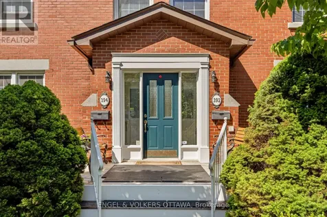 392 Piccadilly Avenue North Ottawa ON K1Y 0H4