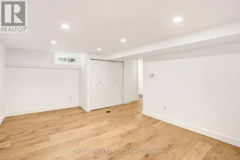 392 Piccadilly Avenue North Ottawa ON K1Y 0H4