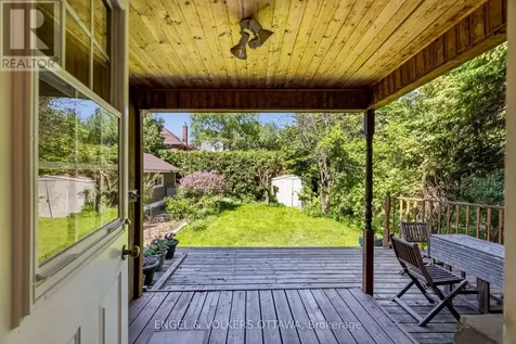 392 Piccadilly Avenue North Ottawa ON K1Y 0H4