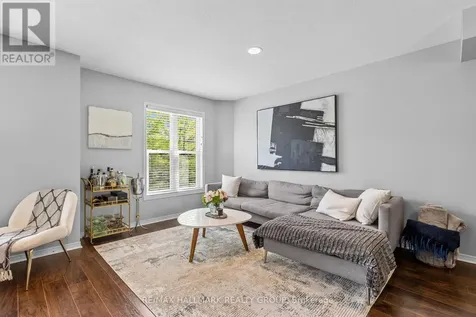 125 Arcola Private Ottawa ON K1K 4W9