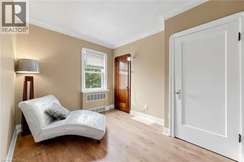 287 Courtland Avenue East Kitchener ON N2G 2V8