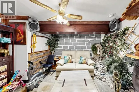 287 Courtland Avenue East Kitchener ON N2G 2V8