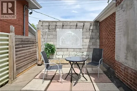 287 Courtland Avenue East Kitchener ON N2G 2V8