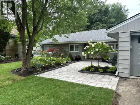 3136 Princess Boulevard Burlington ON L7N 1G4