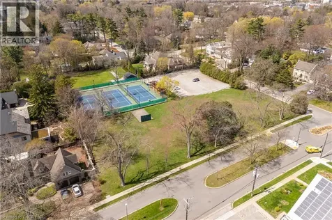 3136 Princess Boulevard Burlington ON L7N 1G4